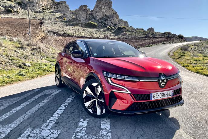 Renault megane electric | V Nemčiji ni mogoče več naročiti novega električnega renaulta, to stanje naj bi trajalo vsaj en mesec. | Foto Gregor Pavšič