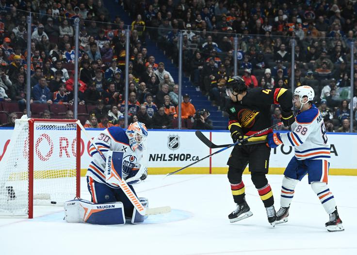 Kiefer Sherwood, Vancouver Canucks Kiefer Sherwood je zadel za zmago Vancouvra v podaljšku. | Foto: Reuters