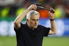 Uefa v preiskavo Mourinhovih pripomb na sojenja Taylorja