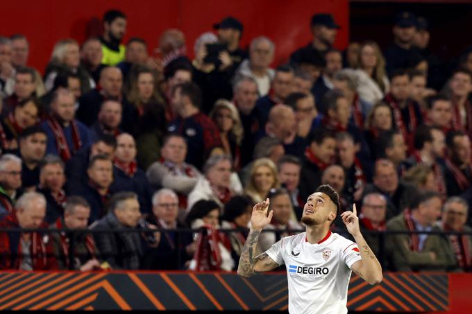 Lucas Ocampos se veseli zmage Seville s 3:0. | Foto: Reuters
