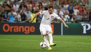 Poljski nogometaš pomaga bolnišnicam