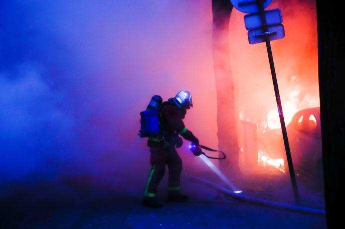 gasilci gašenje | Fotografija je simbolična.  | Foto Reuters
