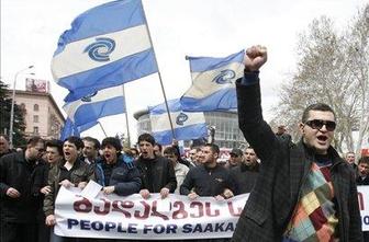 V Gruziji množični protesti proti Sakašviliju