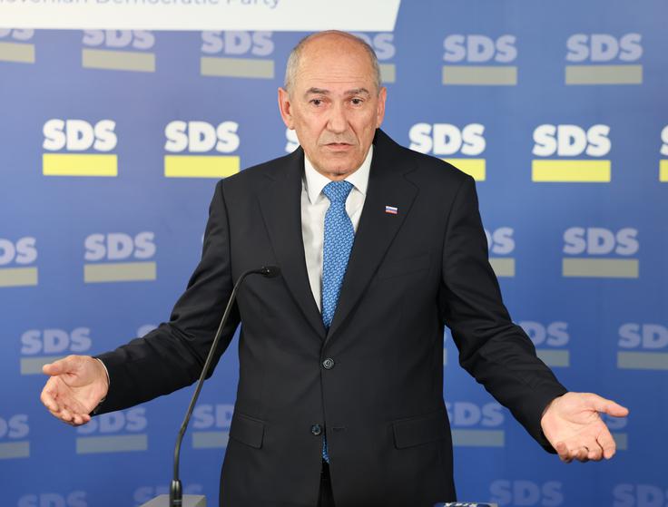 Predsednik SDS Janez Janša člane Toninove NSi vabi v svoje vrste. | Foto: Bojan Puhek