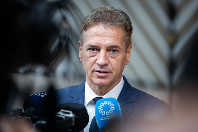 Robert Golob: Zdaj je jasno, za kaj bi v resnici glasovali na referendumu o Natu