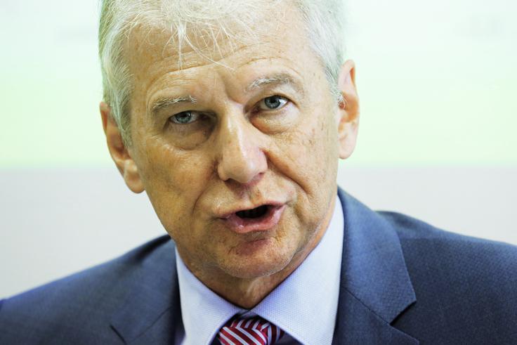 Predsednik fiskalnega sveta Davorin Kračun je prejšnji mesec poudaril, da rebalans ni v skladu s 3. členom zakona o fiskalnem pravilu, ni pa mogoče na podlagi enega leta sklepati, ali bo dejansko kršena tudi ustava. | Foto: Daniel Novakovič/STA