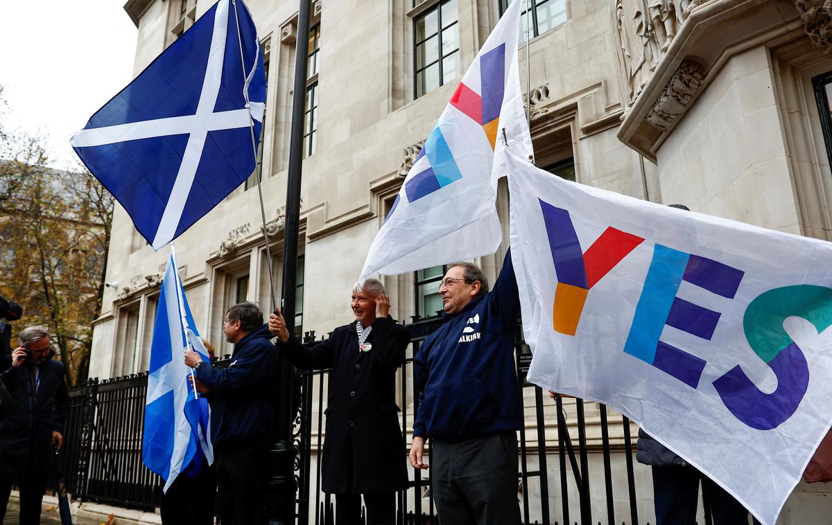 vrhovno sodišče Združeno kraljestvo | V središču odločanja je bilo vprašanje pristojnosti regionalnega parlamenta v Edinburghu nasproti Westminstru, parlamentu v Londonu. | Foto Reuters