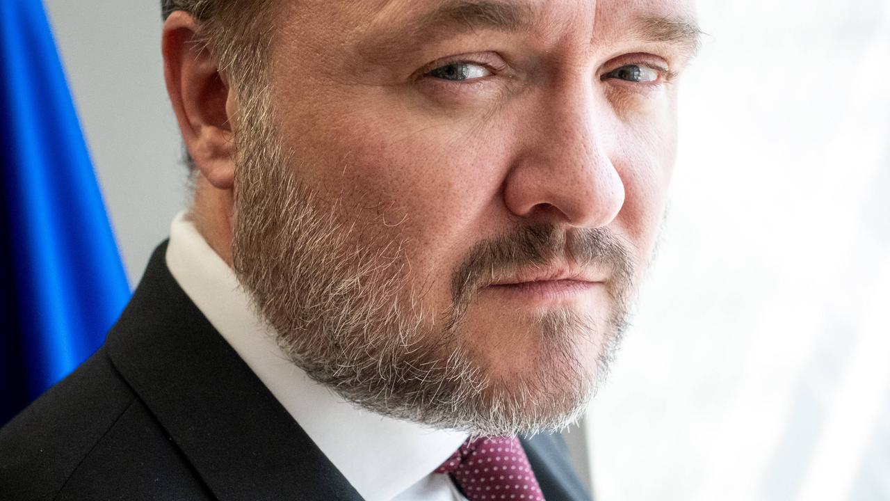 Sprostitev zalog dizla po besedah evropskega komisarja ena od možnosti