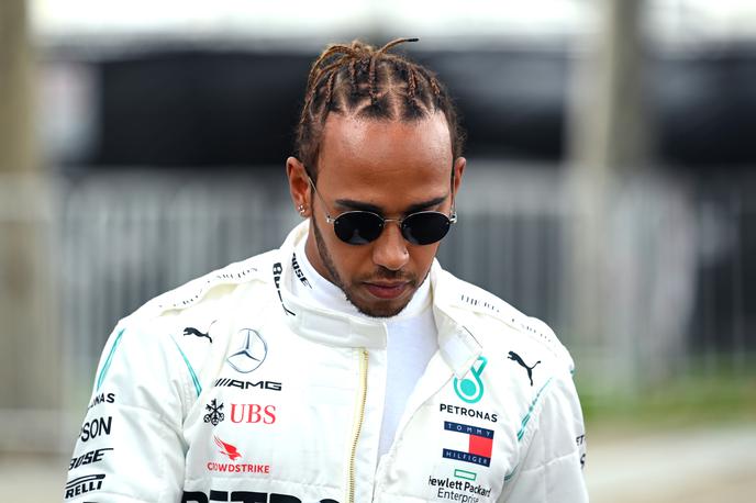 Lewis Hamilton | Hamilton je sporočil, da se bo zadrževal doma, v samoizolaciji, čeprav ne bo opravil testa na okužbo s koronavirusom, češ da drugi potrebujejo zdravstveno oskrbo bolj kot on. | Foto Getty Images