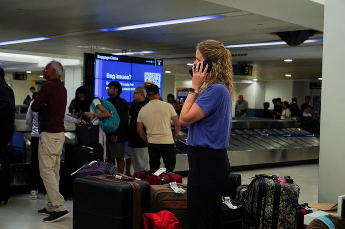 letališče, ZDA, zamuda, potniki, tehnične težave | United Airlines je ponoči po lokalnem času tehnično težavo odpravil in poleti se že nadaljujejo. Še vedno pričakujejo nekaj zamud, a si prizadevajo za ponovno vzpostavitev normalnega delovanja. | Foto Reuters