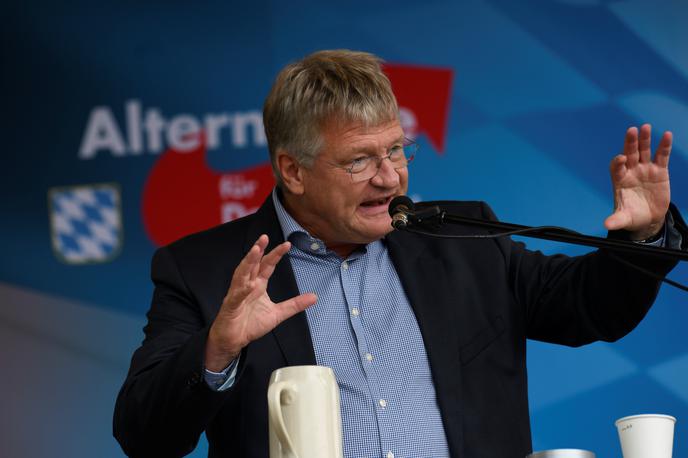Jörg Meuthen | AfD v predlogu svojega volilnega programa pred evropskimi volitvami ne izključuje izstopa Nemčije iz EU. Na fotografiji eden od voditeljev AfD Jörg Meuthen. | Foto Reuters