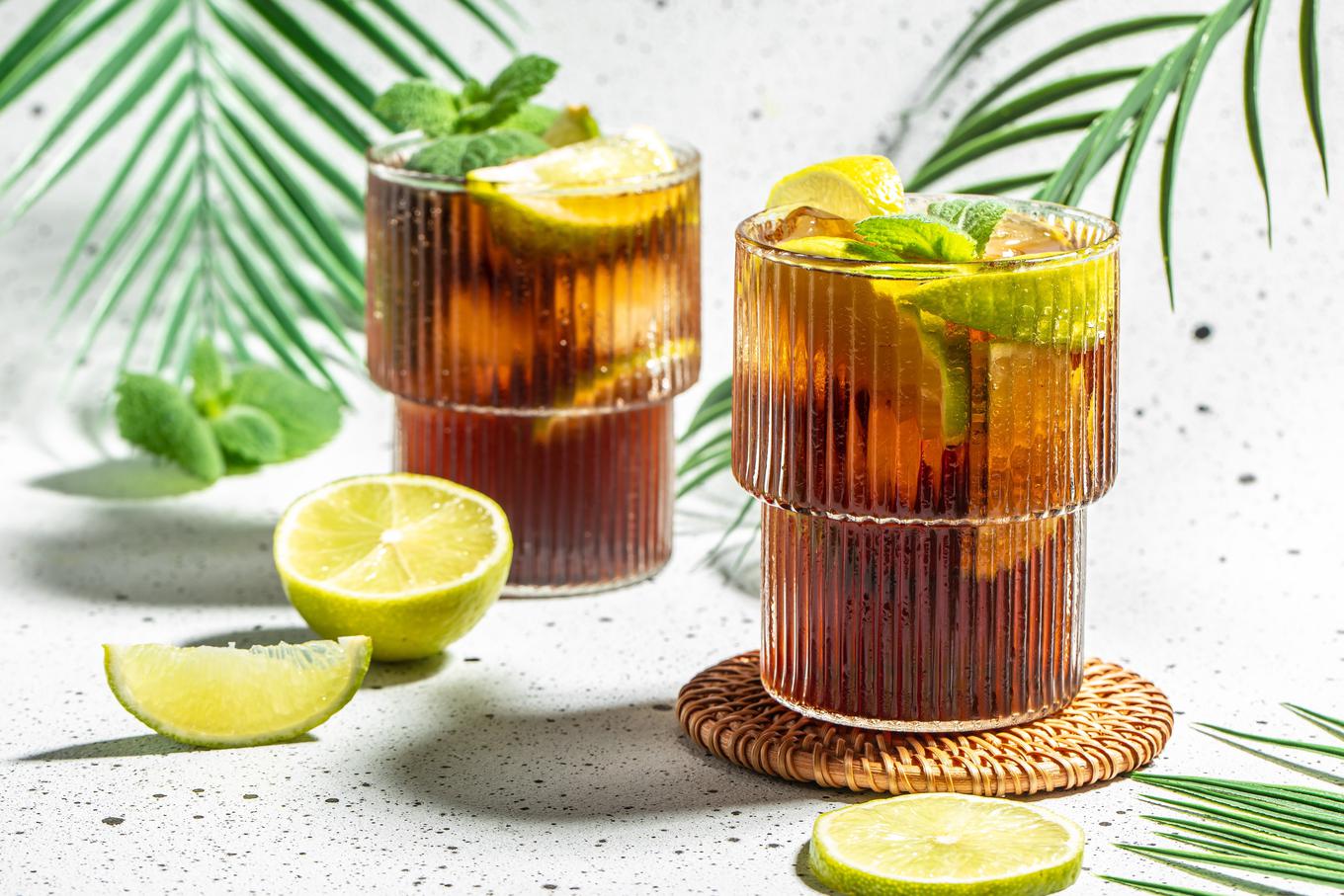 Katere alkoholne pijače imajo najmanj kalorij? - siol.net