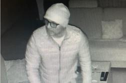 Policija zbira informacije o tem moškem