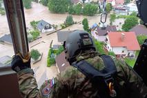 Poplave. Slovenska vojska.