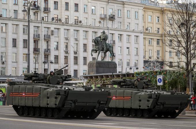 Rusija razmišlja, da bi naborniški sistem v prihodnosti opustila in prešla na poklicno vojsko. | Foto: Reuters