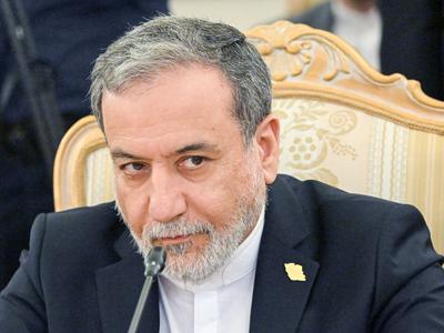 Iranski zunanji minister se posmehuje ZDA: Ves svet prosjačijo, naj kupuje rusko nafto