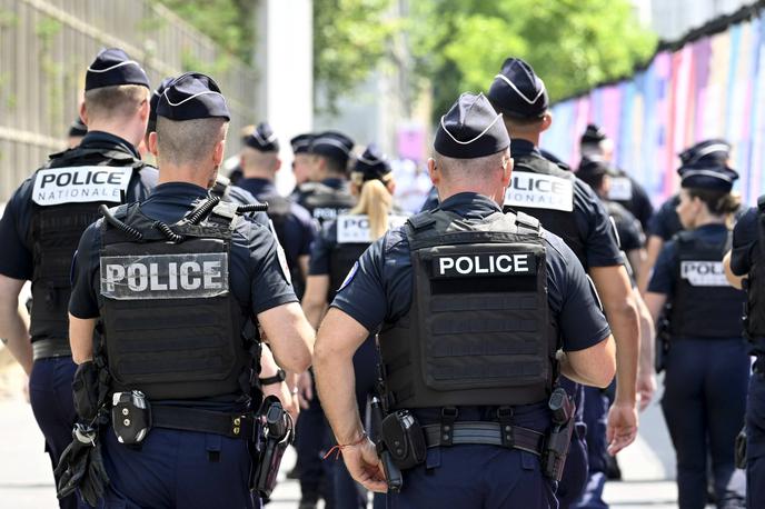 olimpijske igre, policija | V Franciji je bilo aretiranih več deset ljudi, ker so želeli prekiniti olimpijske igre. | Foto Guliverimage