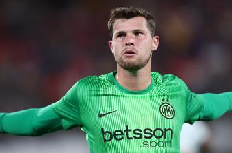 Josep Martinez s psihološko pomočjo, po digitalnem linču izbrisal družbena omrežja