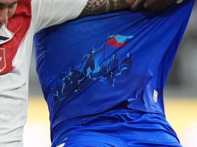 Haitijska nogometna reprezentanca morala spremeniti dres za SP