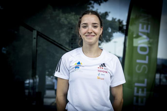 Rosa Rekar | 19-letna Rosa Rekar je bila s 5. mestom najbolje uvrščena Slovenka v kvalifikacijah tekme v težavnostnem plezanju na Baliju. | Foto Ana Kovač