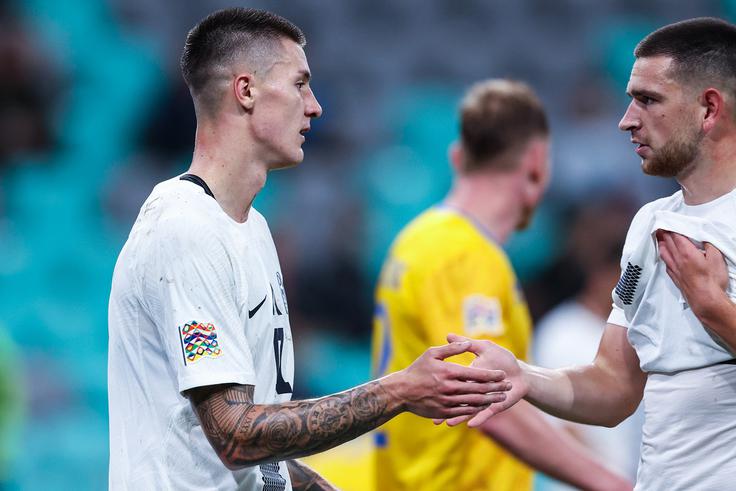 Benjamin Šeško in Žan Vipotnik predstavljata svetlo prihodnost slovenskega nogometa. Radečan bo konec maja dopolnil 22 let, Konjičan pa je prejšnji mesec proslavljal 23. rojstni dan. | Foto: Aleš Fevžer