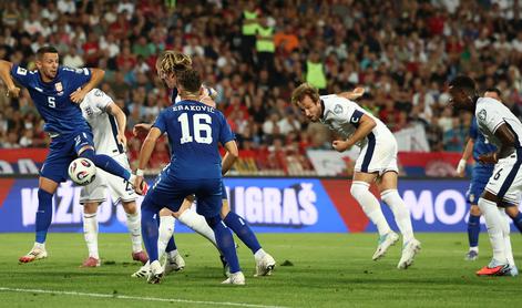 V živo: Ronaldo lovi nov rekord, Srbi že zaostajajo proti Angliji, Islandija vodi v Parizu