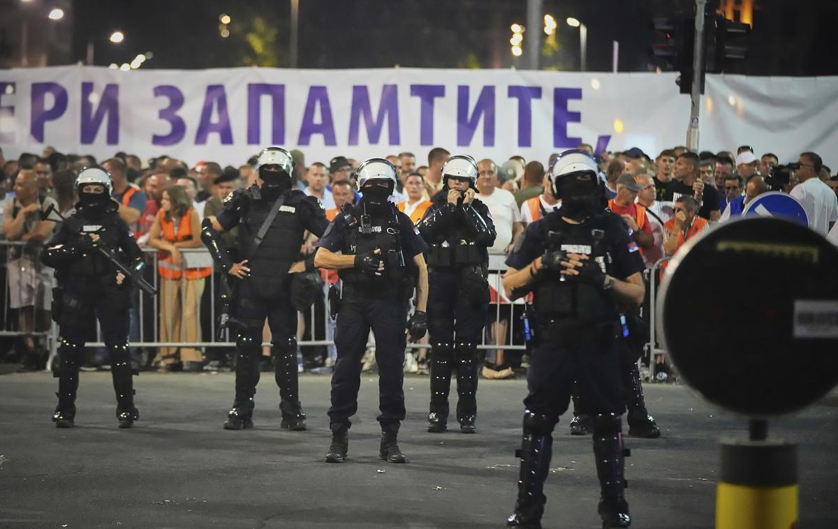 Policija v Beogradu | Foto Guliverimage