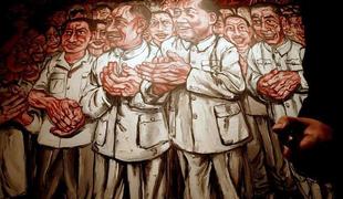 Zeng Fanzhi in njegovi temačni prerezi sedanjosti
