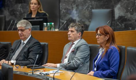 Katič in Poklukarju prenehala funkcija ministra