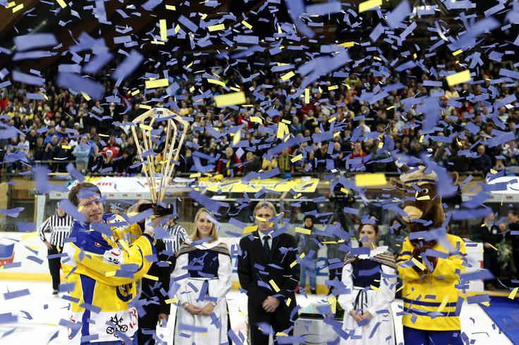 Spenglerjevega pokala letos ne bo. | Foto: Reuters
