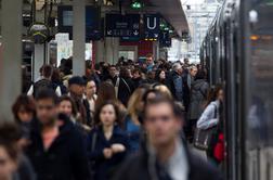 Stavka na francoskih železnicah stala že okoli 100 milijonov evrov