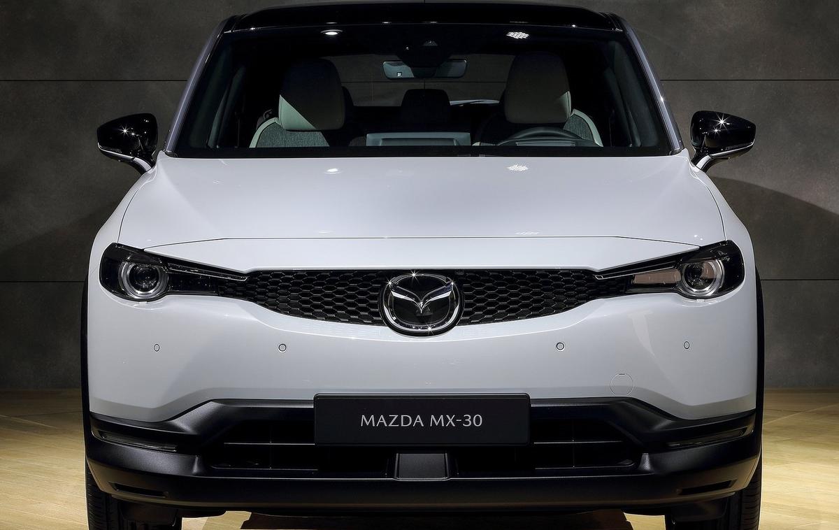 Mazda MX 30 | Model MX-30 bo prva povsem električna mazda. | Foto Mazda