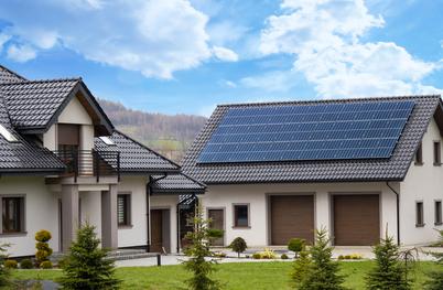 Sončna elektrarna s hranilnikom že od 79 evrov na mesec