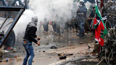 Na protiameriških protestih izbruhnilo nasilje
