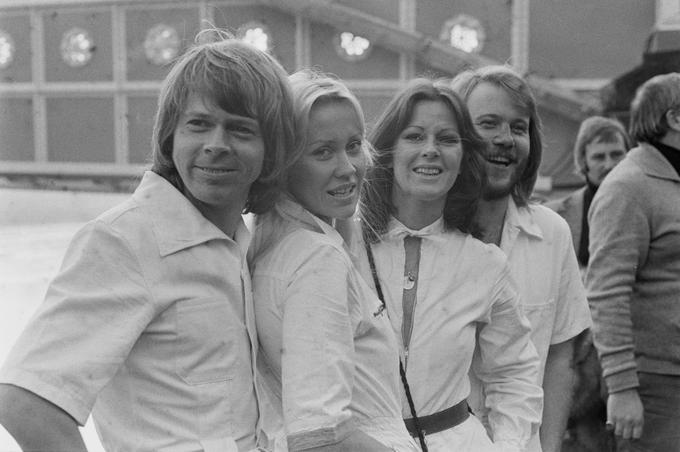 Z leve proti desni: Björn Ulvaeus, Agnetha Fältskog, Anni-Frid Lyngstad in Benny Andersson leta 1976. | Foto: Getty Images