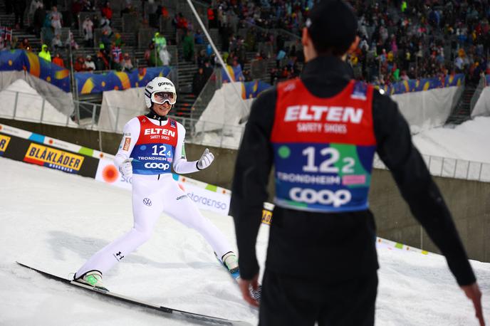 Anže Lanišek | Zgodovinsko srebro za slovensko skakalno ekipo #video | Foto Reuters