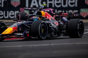 Verstappen: Če je komu to všeč, potem ne ve, kaj je dirkanje