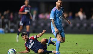 Messi navdušuje tudi, ko ne zabije gola #video