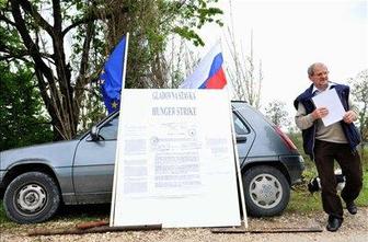 Joško Joras začel gladovno stavko 