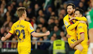 Messi s "hat-trickom" asistenc rešil Barcelono, ki je mukoma prišla do zmage