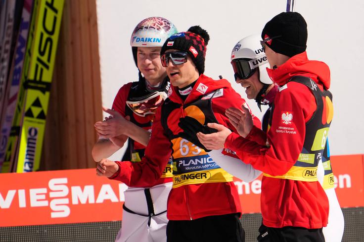 Poljski šampion Kamil Stoch se je od tekmovalnega sveta poslovil v dolini pod Poncami, kjer je zaključil zadnje poglavje bogate kariere. | Foto: Guliverimage