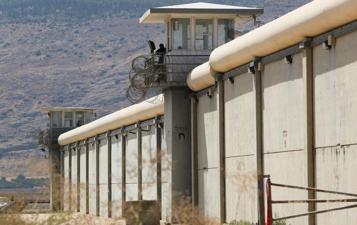 Izrael, zapor | Ujeli še zadnja dva pobegla palestinska zapornika | Foto Reuters