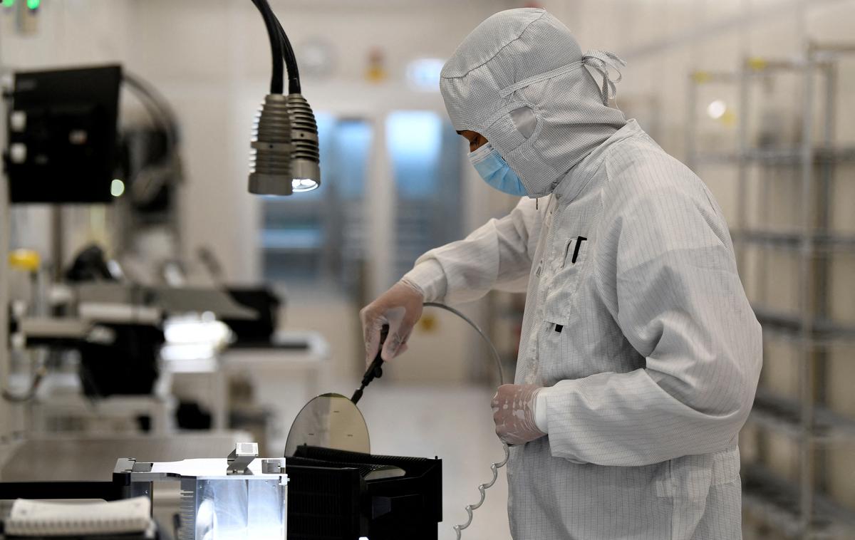 Nexperia, podjetje, čipi, Nizozemska, Kitajska | Težave v zvezi z dobavo čipov evropski industriji bi se lahko še poglobile, poroča nemška tiskovna agencija dpa. | Foto Reuters