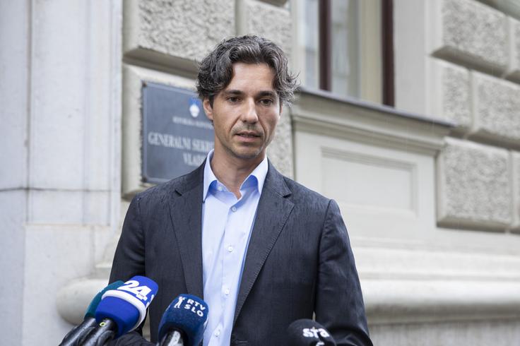 Mesec je prepričan, da koalicija v jesen vstopa v zelo dobri formi, sploh v primerjavi s tem, kako je v zadnjih mesecih pred volitvami nastopilo nekaj zadnjih vlad. | Foto: Katja Kodba/STA