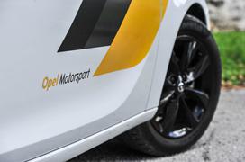Opel adam motorsport