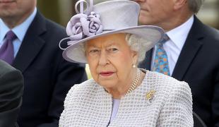 Kraljica poziva razdeljene Britance k iskanju skupnih točk