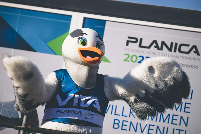 Vita Planica Maskota | Danes se je začela prodaja dnevnih vstopnic za nordijsko prvenstvo FIS, ki ga bo med 21. februarjem in 5. marcem prihodnje leto gostila Planica. | Foto Grega Valančič/Sportida