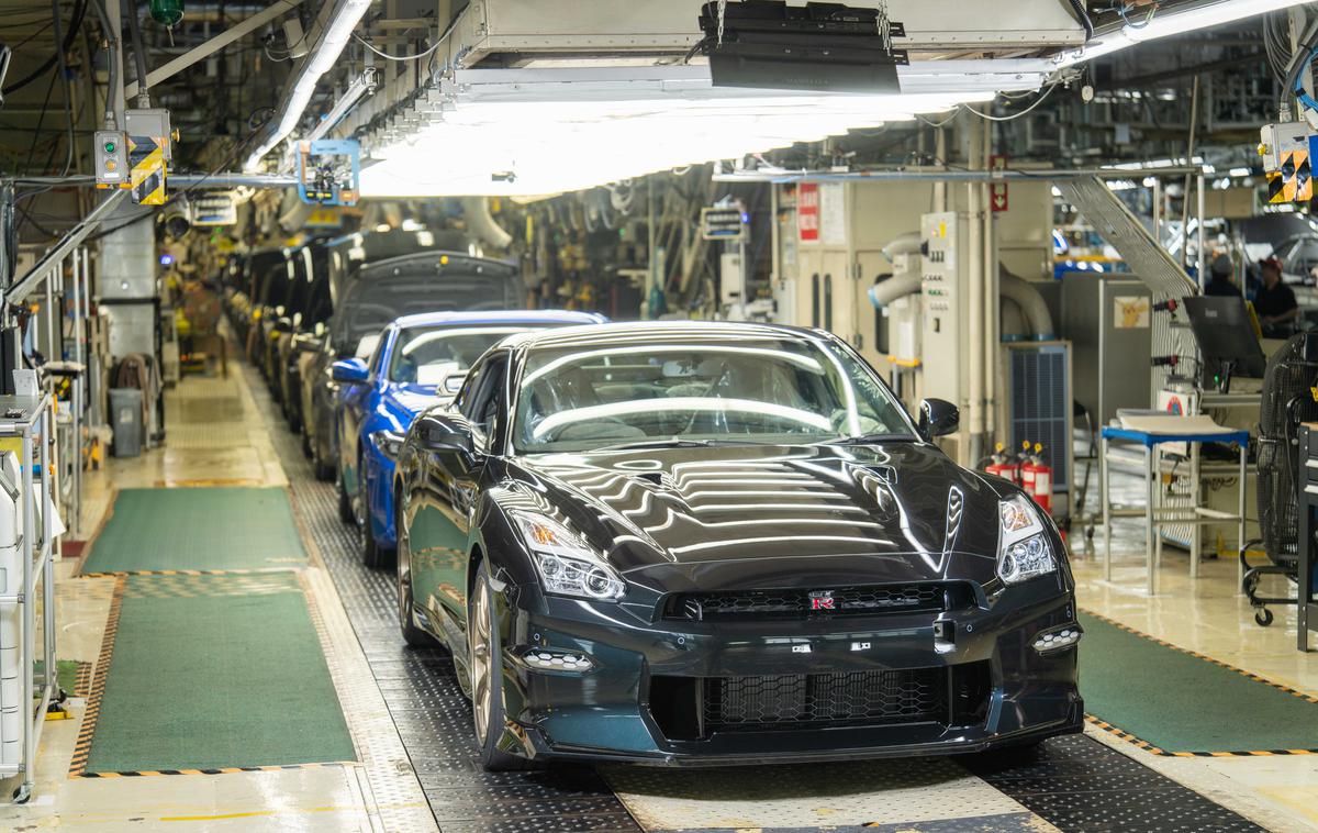 Nissan GT-R | Še zadnji nissan GT-R iz tovarne Tochigi pri Tokiu. | Foto Nissan