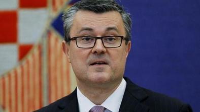 Hrvaški premier Orešković prijavil 2,9 milijona evrov premoženja