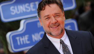 Russell Crowe: Takoj po branju scenarija sem vedel, da bo to odličen film #video